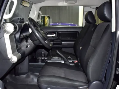 2014 Toyota FJ Cruiser Extreme 6 Cylinders Petrol Engine Black SUV GCC Specs Automatic