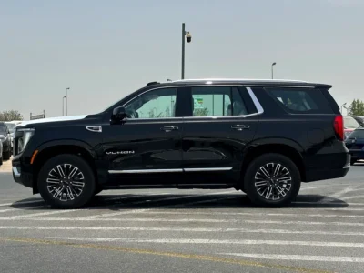 2026 GMC Yukon Elevation SLT 8 Cylinders Petrol Engine Black Beige SUV GCC Specs