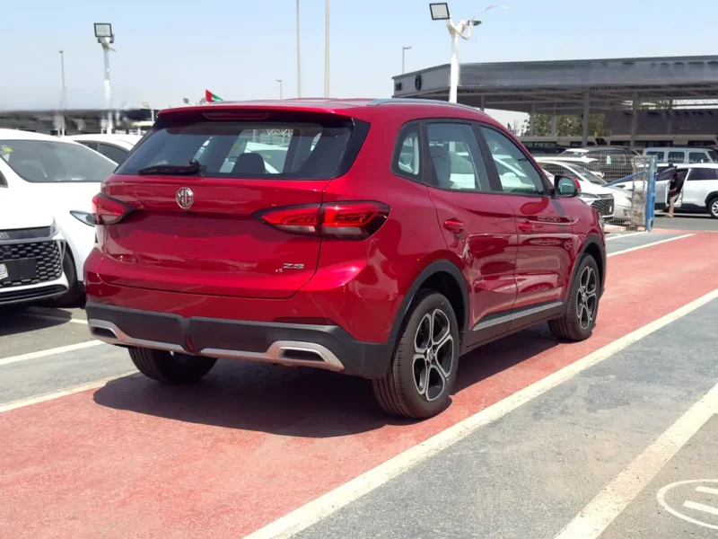 2025 MG ZS Standard 4 Cylinders Petrol Engine Maroon Black SUV Chinese Specs