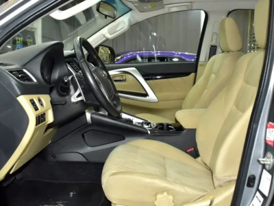 2019 Mitsubishi Montero Sport GLS 6 Cylinders Petrol Engine Silver Beige SUV GCC Specs