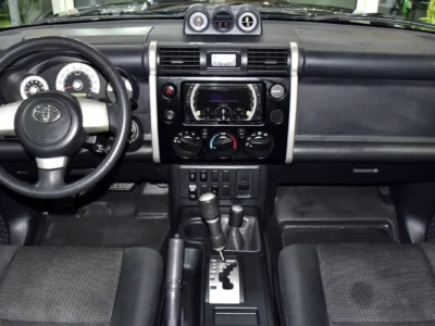 2014 Toyota FJ Cruiser Extreme 6 Cylinders Petrol Engine Black SUV GCC Specs Automatic