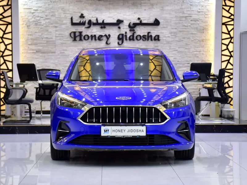 2023 JAC J7 Luxury 5 Cylinders Petrol Engine Blue Brown Sedan GCC Specs Automatic