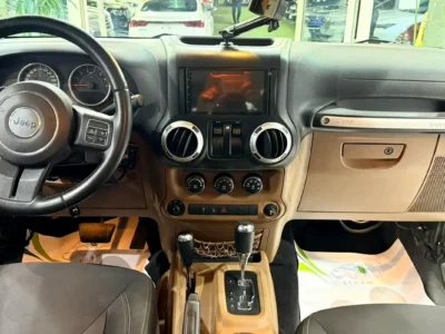 2016 Jeep Wrangler Rubicon 6 Cylinders Petrol Engine Green Black Crossover GCC Specs