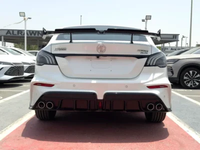 2025 MG MG6 Trophy 4 Cylinders Petrol Engine White Black Sedan Chinese Specs