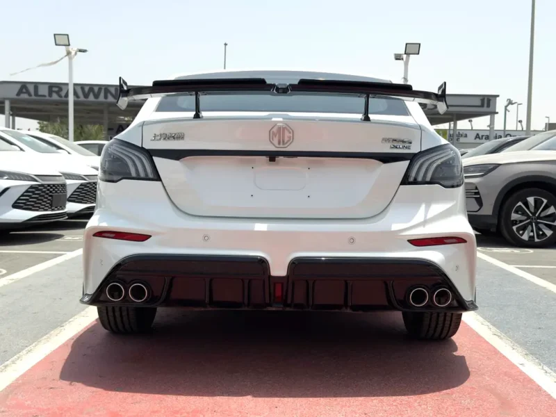 2025 MG MG6 Trophy 4 Cylinders Petrol Engine White Black Sedan Chinese Specs
