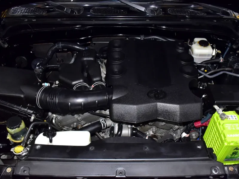 2014 Toyota FJ Cruiser Extreme 6 Cylinders Petrol Engine Black SUV GCC Specs Automatic