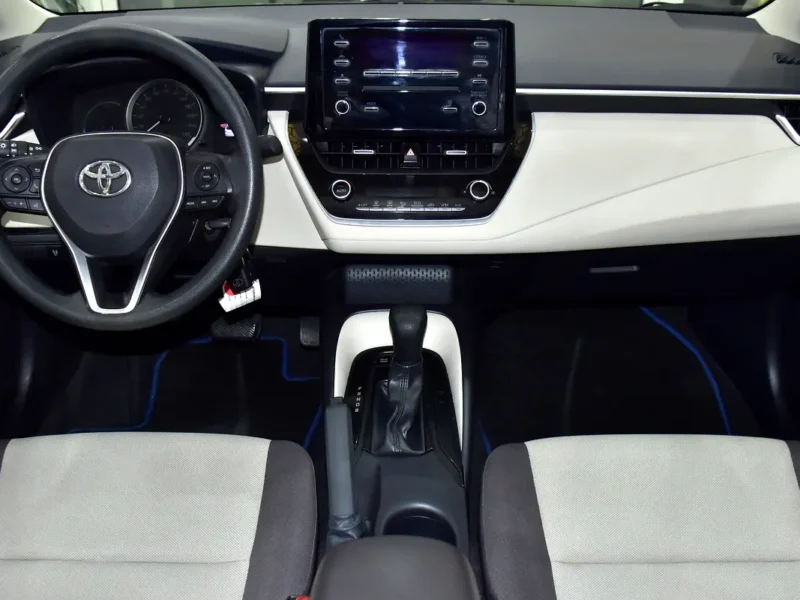 2020 Toyota Corolla GLI 4 Cylinders Petrol Engine White Beige Sedan GCC Specs