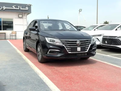 2025 MG MG5 Deluxe 4 Cylinders Petrol Engine Black Sedan Chinese Specs