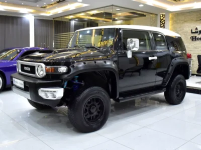 2014 Toyota FJ Cruiser Extreme 6 Cylinders Petrol Engine Black SUV GCC Specs Automatic