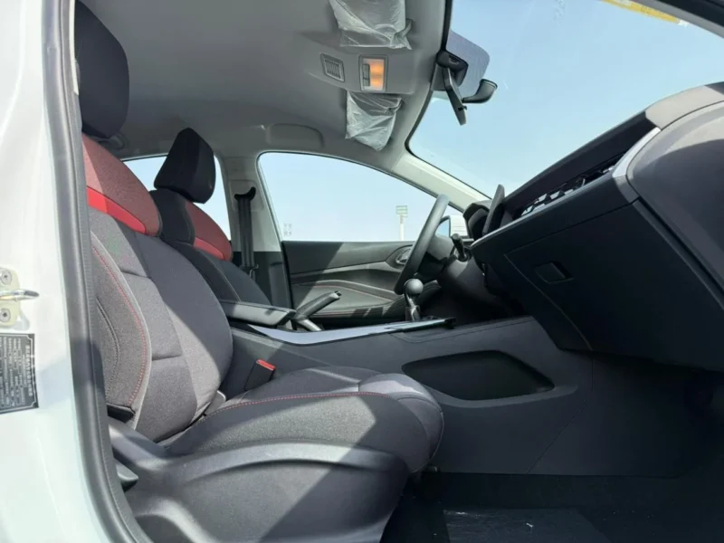 2025 MG GT 1.5 Litres 4 Cylinders Petrol Engine White Black Sedan Chinese Specs
