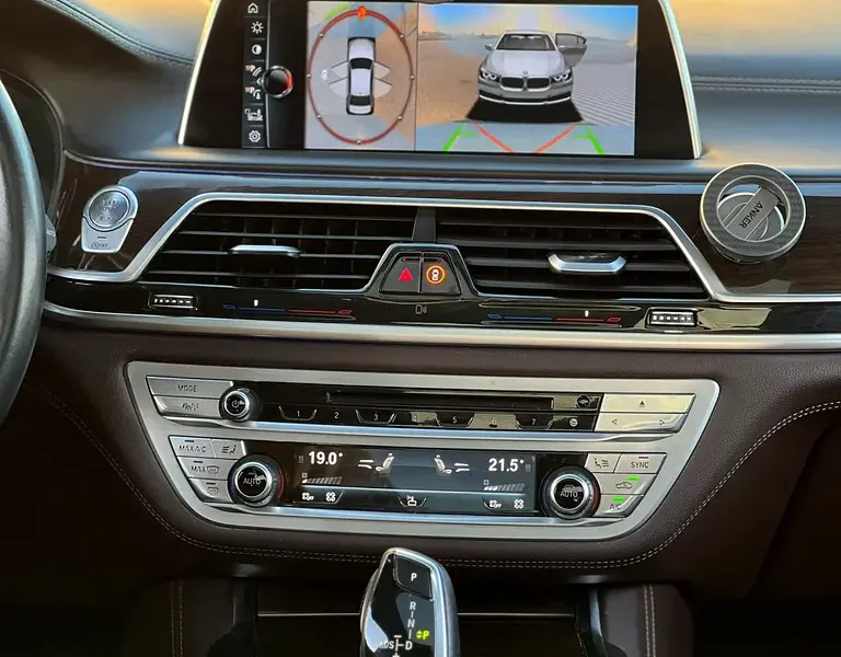 2016 BMW 7-Series 730i 4 Cylinders Petrol Engine Black Brown GCC Specs Automatic