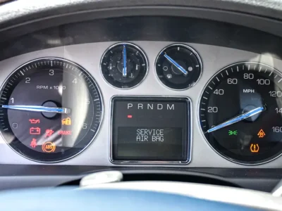 2008 Cadillac Escalade ESV 8 Cylinders Petrol Engine Black SUV Japanese Specs SUPER CLEAN