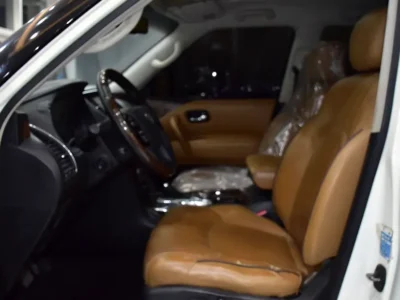 2015 Nissan Patrol LE Platinum City 8 Cylinders Petrol Engine White Tan SUV GCC Specs