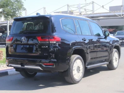 2026 Toyota Land Cruiser GXR 3.5 Litres 6 Cylinders Hybrid Engine Black SUV GCC Specs