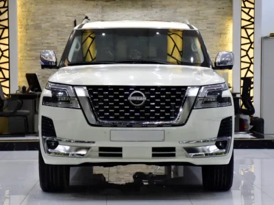 2015 Nissan Patrol LE Platinum City 8 Cylinders Petrol Engine White Tan SUV GCC Specs