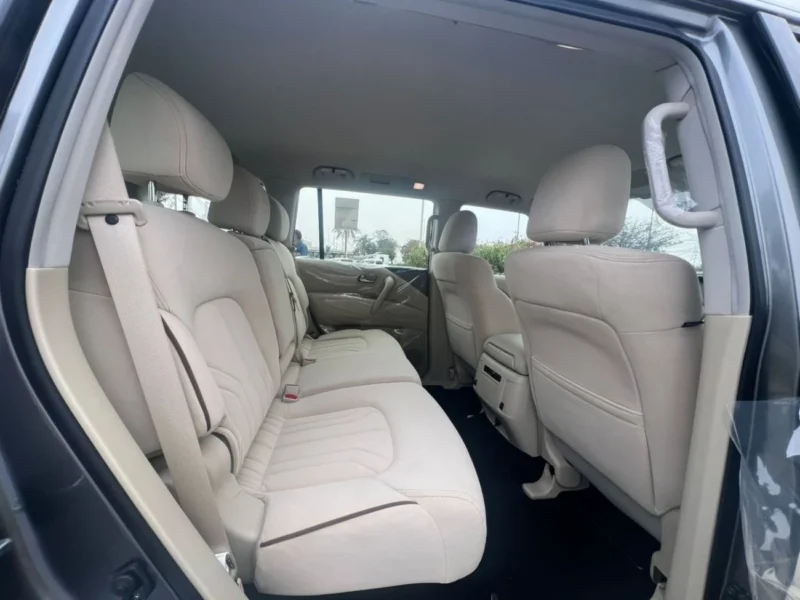 2024 Nissan Patrol XE 4.0 Liter 6 Cylinder Petrol Engine Grey Beige SUV GCC Specs