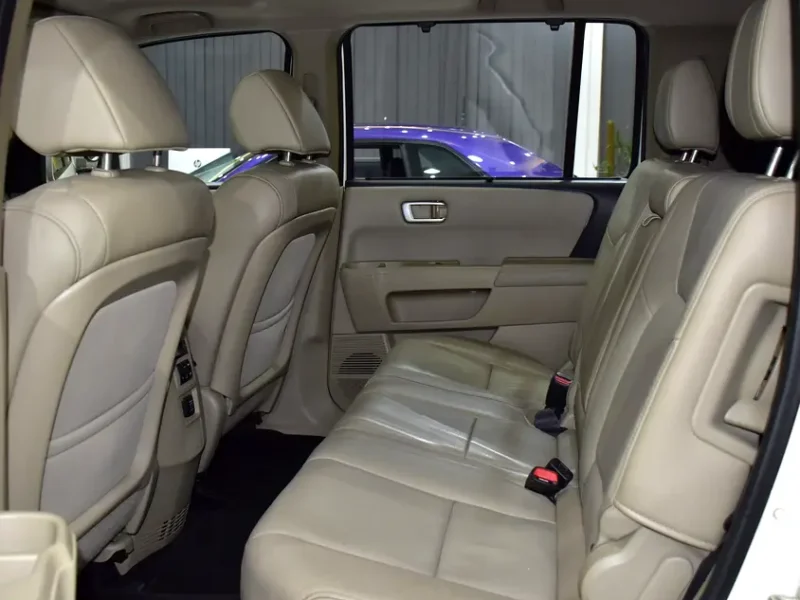 2015 Honda Pilot LX 6 Cylinders Petrol Engine White Beige SUV GCC Specs Automatic