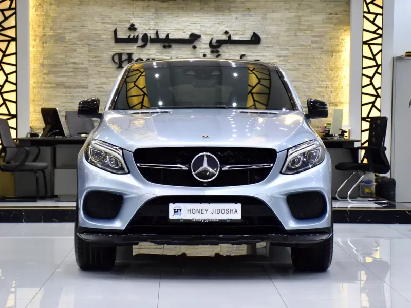 2018 Mercedes-Benz GLE-Class GLE 43 AMG 6 Cylinders Petrol Engine Silver Black SUV GCC