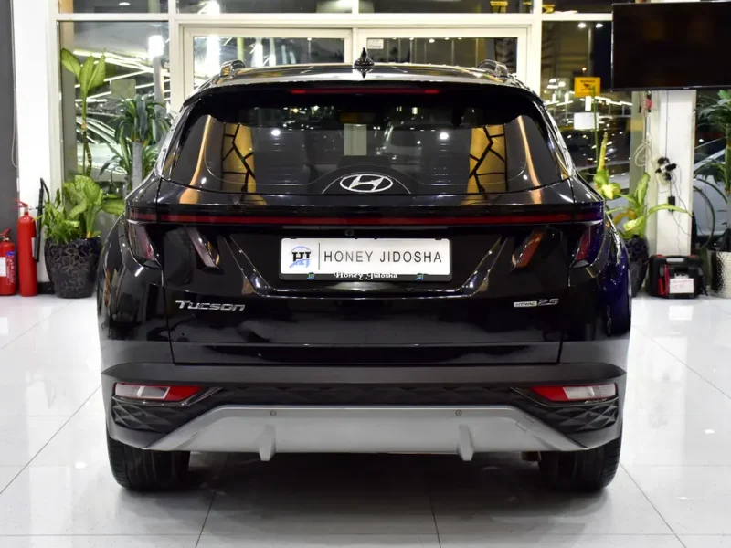 2022 Hyundai Tucson N Line 4 Cylinders Petrol Engine Black White SUV GCC Specs