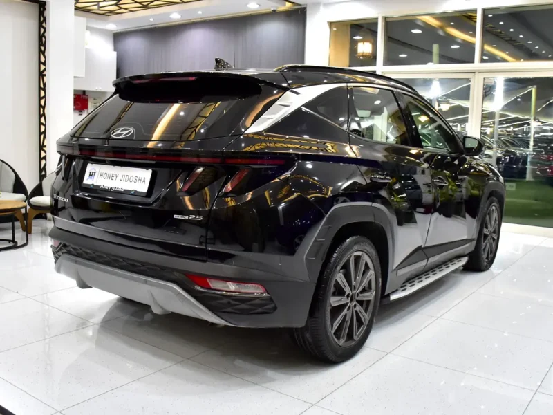 2022 Hyundai Tucson N Line 4 Cylinders Petrol Engine Black White SUV GCC Specs