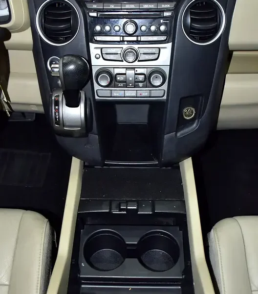 2015 Honda Pilot LX 6 Cylinders Petrol Engine White Beige SUV GCC Specs Automatic