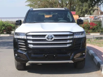 2026 Toyota Land Cruiser GXR 3.5 Litres 6 Cylinders Hybrid Engine Black SUV GCC Specs