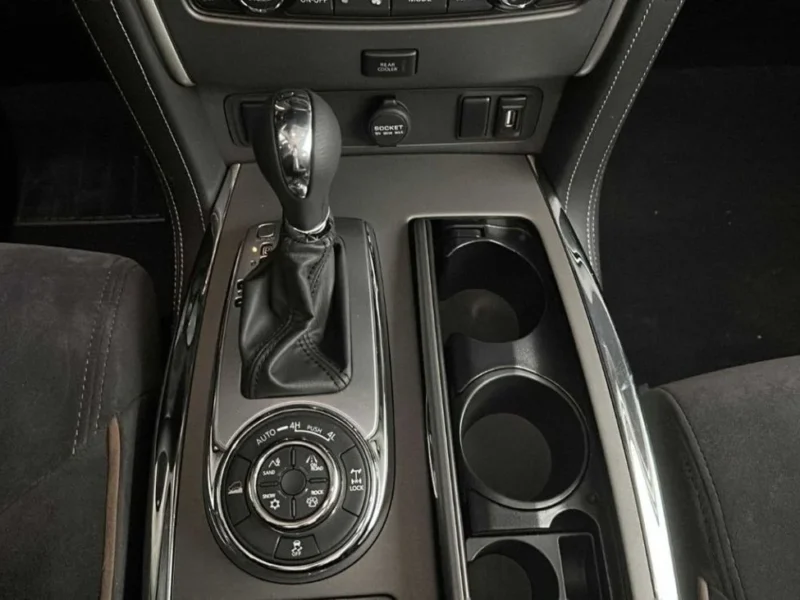 2024 Nissan Patrol XE 4.0 Liter 6 Cylinder Petrol Engine Black Grey SUV GCC Specs