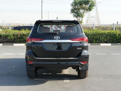 2026 TOYOTA FORTUNER 2.7L E1 BASIC 4 Cylinders Petrol Engine Black Tan SUV GCC