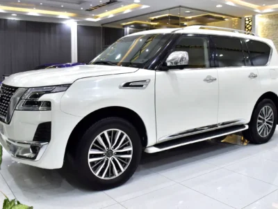 2015 Nissan Patrol LE Platinum City 8 Cylinders Petrol Engine White Tan SUV GCC Specs