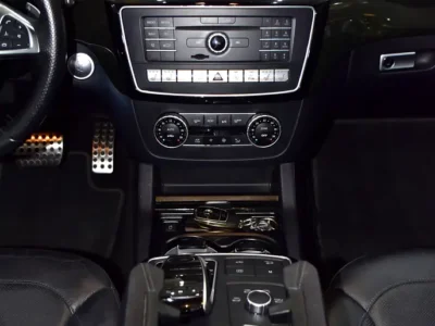 2018 Mercedes-Benz GLE-Class GLE 43 AMG 6 Cylinders Petrol Engine Silver Black SUV GCC
