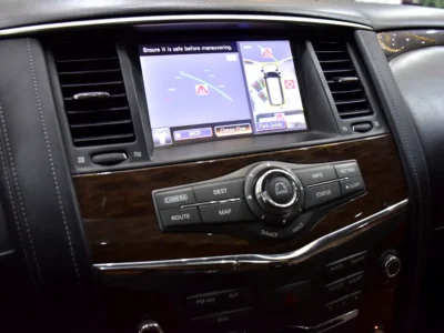 2015 Nissan Patrol LE Platinum City 8 Cylinders Petrol Engine White Tan SUV GCC Specs
