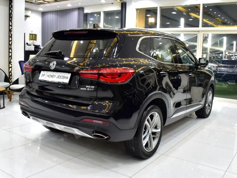 2023 MG HS Trophy 4 Cylinders Petrol Engine Black Red SUV GCC Specs Automatic