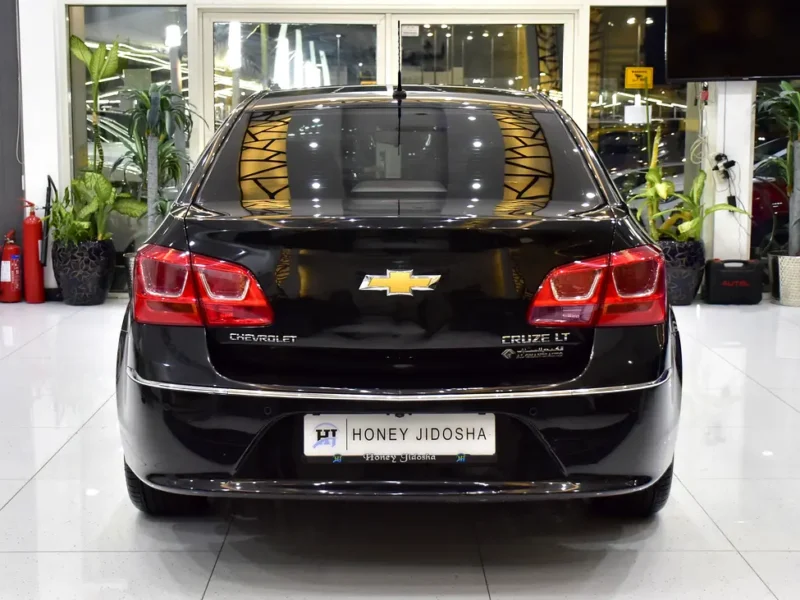 2016 Chevrolet Cruze LT Premium 4 Cylinders Petrol Engine Black Tan Sedan GCC Specs