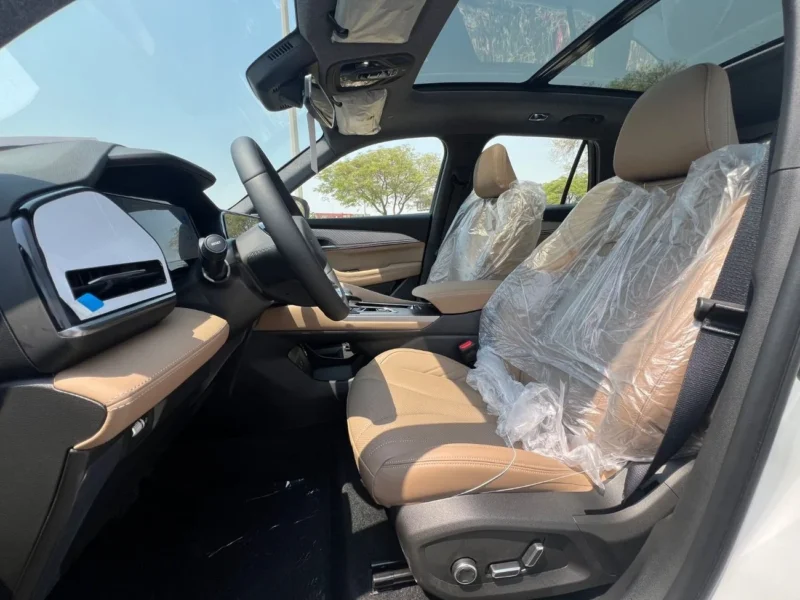 2026 Renault Koleos LE 2.0 Litres 4 Cylinders Petrol Engine White Beige SUV GCC Specs