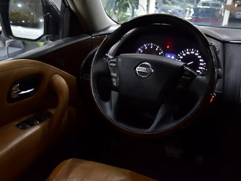 2015 Nissan Patrol LE Platinum City 8 Cylinders Petrol Engine White Tan SUV GCC Specs