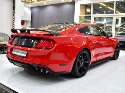 2019 Ford Mustang GT 8 Cylinders Petrol Engine Red Black Coupe American Specs Automatic