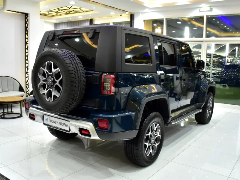 2023 BAIC BJ40L BJ40L 4 Cylinders Petrol Engine Green Black SUV GCC Specs Automatic