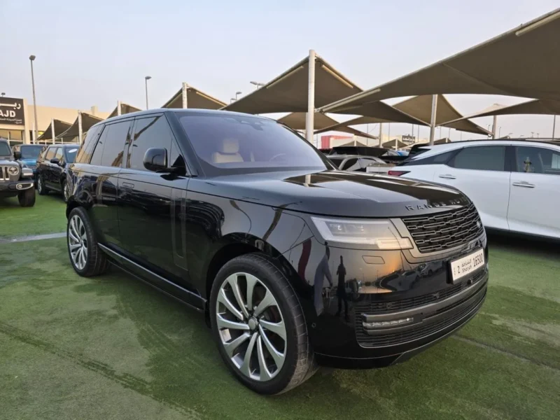 2023 Land Rover Range Rover AUTOBIOGRAPHY P530 SE 4.4L 8 Cylinders Black White SUV