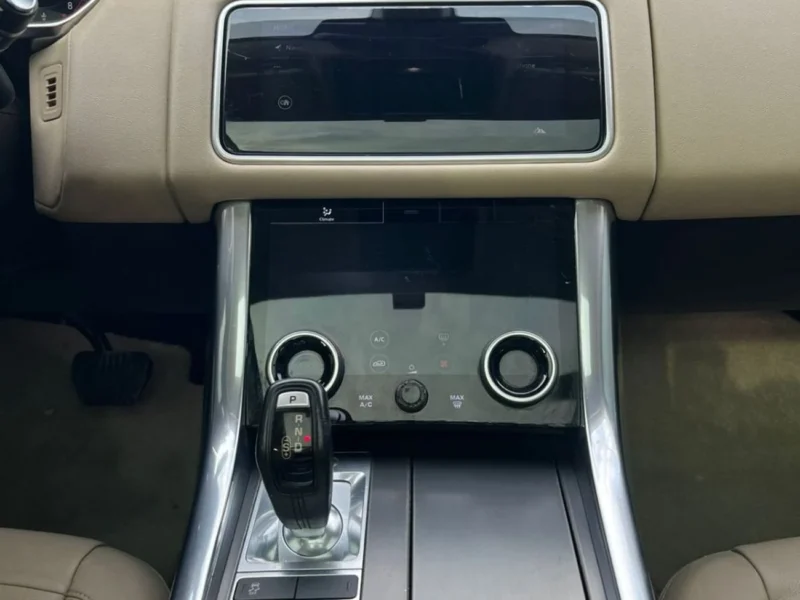 2018 Land Rover Range Rover Sport HSE DYNAMIC HSE 3.0 Litres V6 Engine White Beige SUV