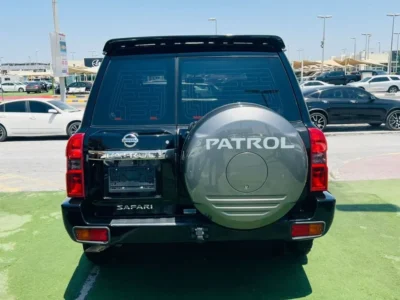 2018 NISSAN PATROL SAFARI 4.8 Litres V6 Petrol Engine Black Grey SUV GCC Specs