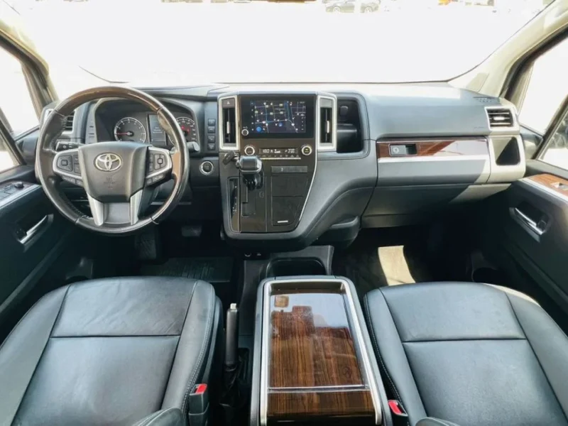 2024 TOYOTA GRANVIA 3.5 Litres V6 Petrol Engine Black Van Premium GCC Specs
