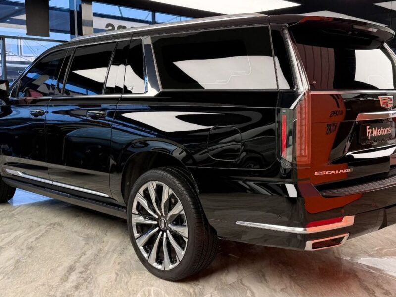 2025 Cadillac Escalade 600 6.2 Litres 8 Cylinders Petrol Engine Black White SUV GCC Specs