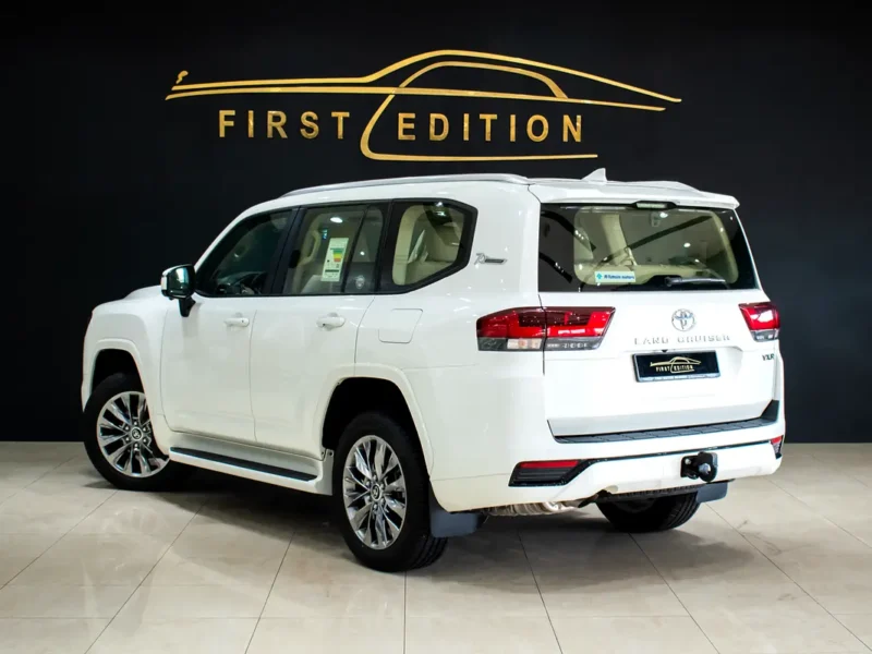 2023 Toyota Land Cruiser GXR 6 Cylinders Petrol Engine White Beige SUV GCC Specs