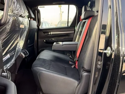 2025 Toyota Hilux GR Sport 2.8 Litres 4 Cylinders Diesel Engine Black Pickup Truck GCC