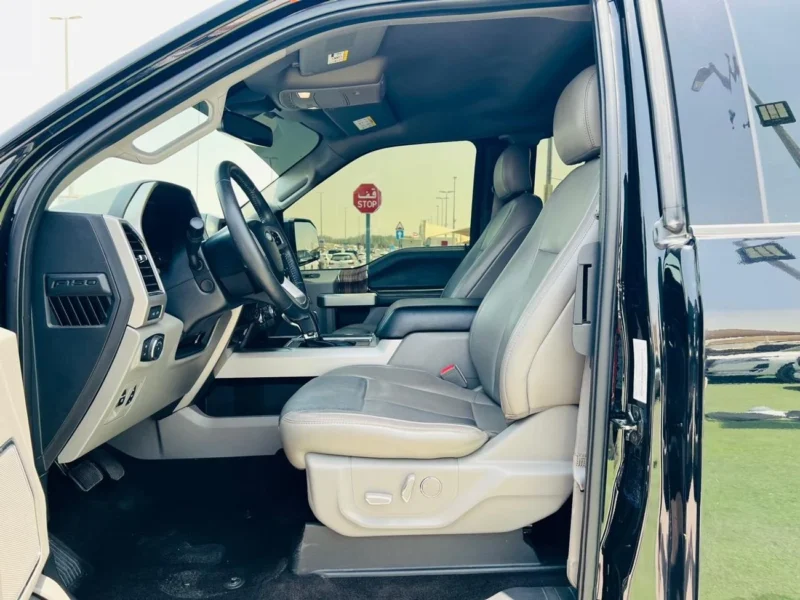 2018 FORD F-150 3.5L V6 LARIAT CREW LUX+CHROME PK Black Beige Pickup Truck GCC