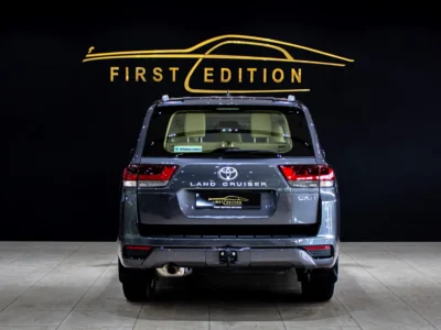2023 Toyota Land Cruiser GXR 6 Cylinders Petrol Engine Grey Beige SUV GCC Specs