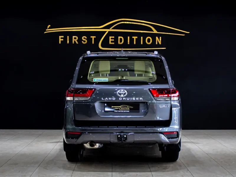2023 Toyota Land Cruiser GXR 6 Cylinders Petrol Engine Grey Beige SUV GCC Specs