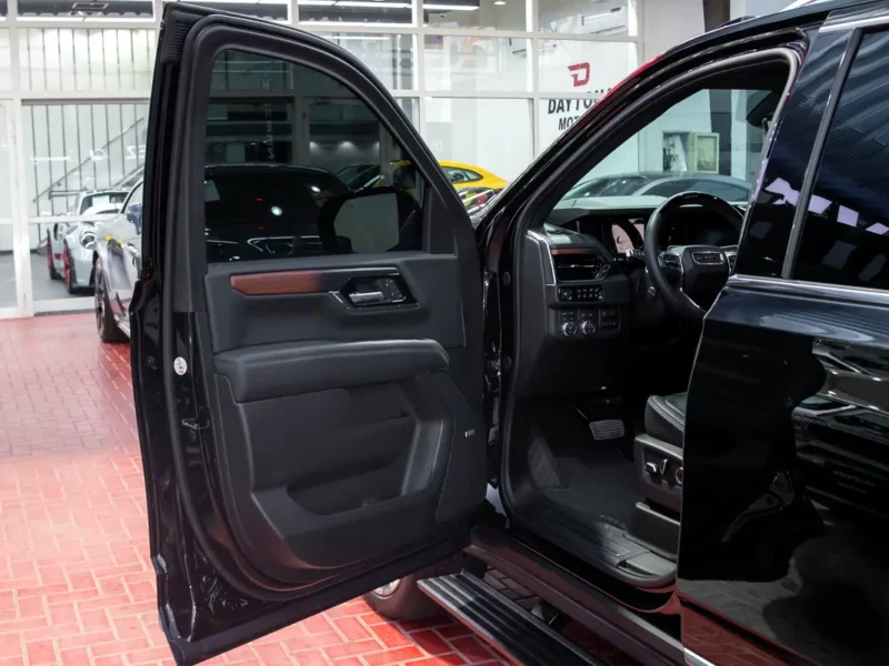 2025 GMC Yukon Denali 8 Cylinders Petrol Engine Black SUV GCC Specs Automatic