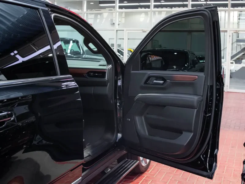 2025 GMC Yukon Denali 8 Cylinders Petrol Engine Black SUV GCC Specs Automatic
