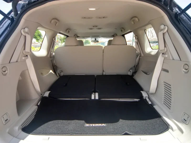 2023 Nissan X-Trail SE 4 Cylinders Petrol Engine Black Beige SUV GCC Specs Automatic